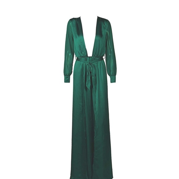 DEVON Dramatic Emerald Maxi Dress - Picture 6 of 8